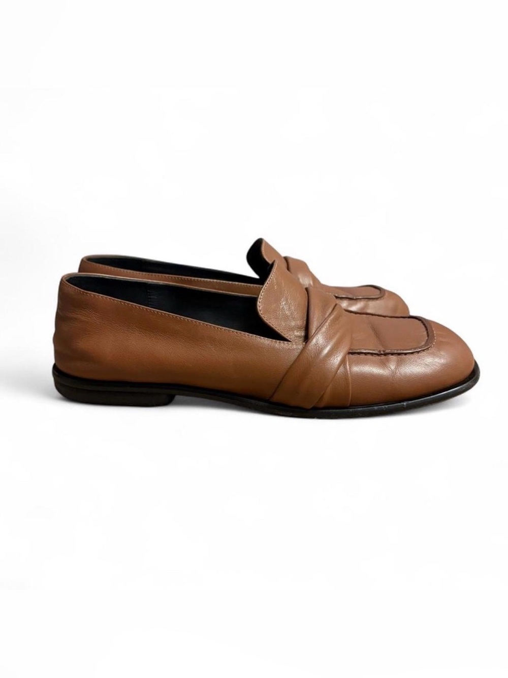 Gray Matters Emma Twisted Calfskin Loafers Tan Square Toe Loafers Size 37